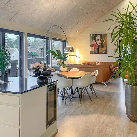 度假居 In With Kitchen *